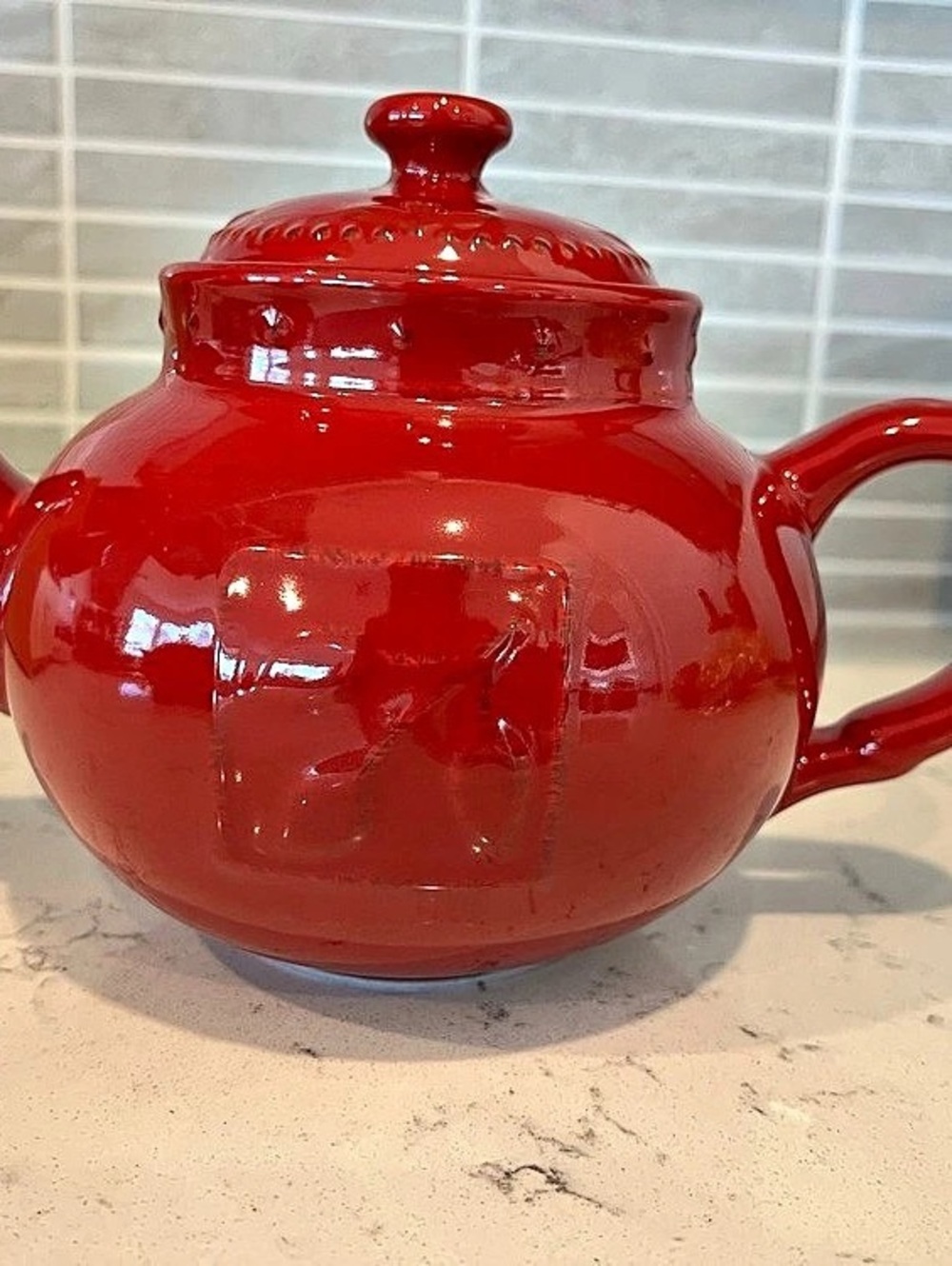 Signature Housewares Sorrento Red Teapot